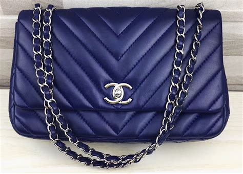 chanel blue chevron bag